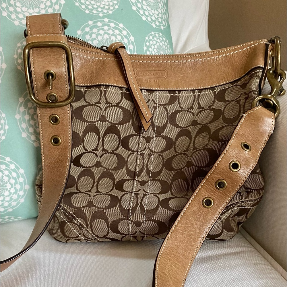 VTG COACH Logo Signature Medium Duffle Bag 10403 Camel Khaki Swing Pack Purse